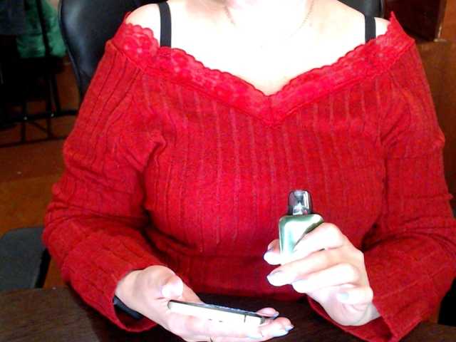 Alisa1917's BongaCams show and profile