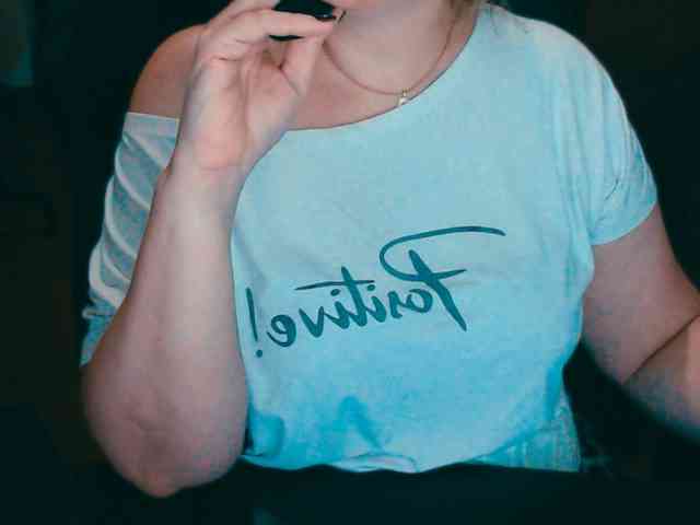 Alisa1917 webcam