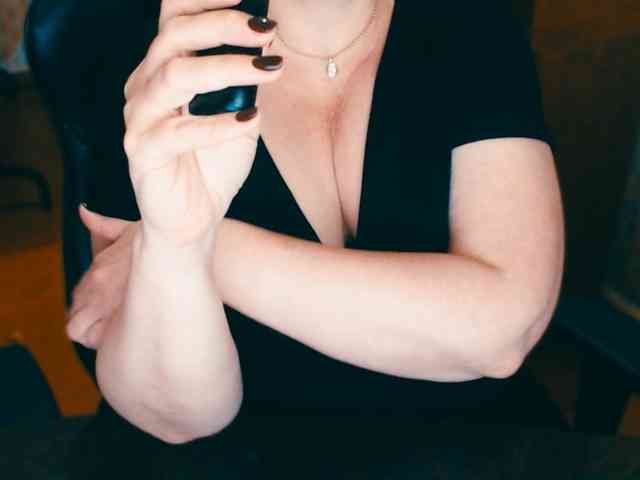 Alisa1917 Live Webcam on BongaCams