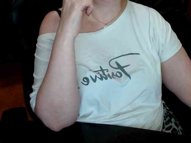 Alisa1917 Live Webcam on BongaCams