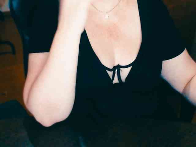 Alisa1917 webcam