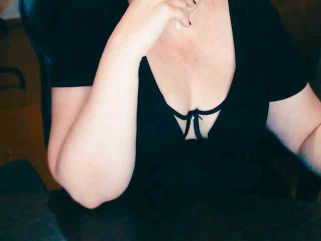 Alisa1917 webcam