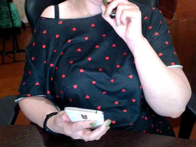 Alisa1917 Live Webcam on BongaCams