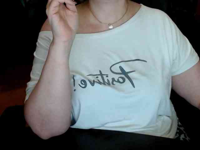 Alisa1917 Live Webcam on BongaCams