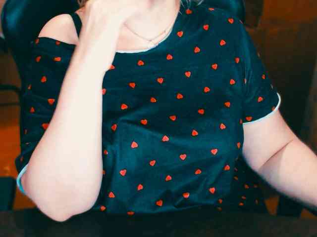 Alisa1917 webcam
