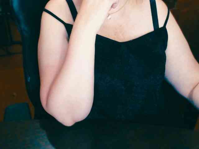 Alisa1917 webcam