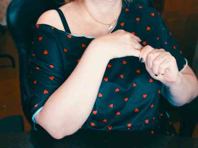 Alisa1917 Live Webcam on BongaCams