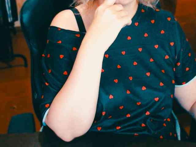 Alisa1917 webcam