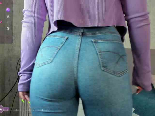 pussysweet99 webcam
