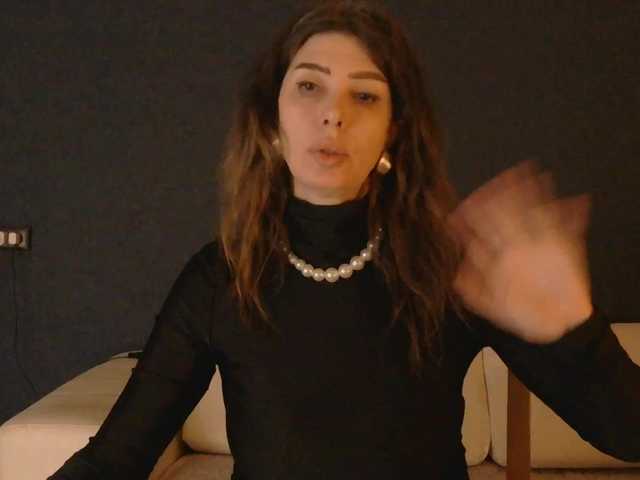 RoxySkyBlue's BongaCams show and profile