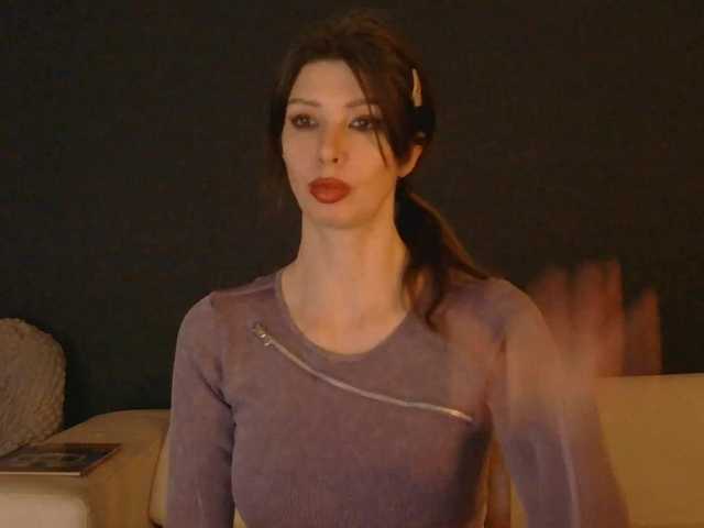 RoxySkyBlue's BongaCams show and profile