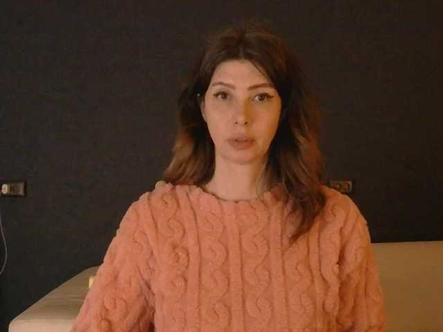 RoxySkyBlue's BongaCams show and profile