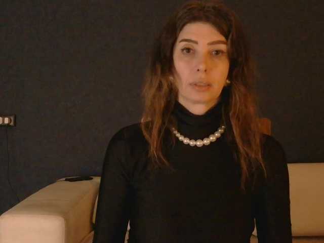 RoxySkyBlue's BongaCams show and profile