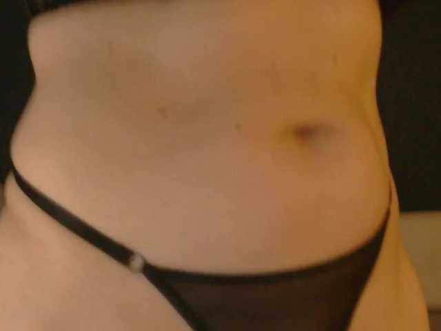 RoxySkyBlue's BongaCams show and profile