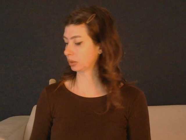 RoxySkyBlue's BongaCams show and profile