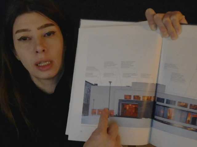 RoxySkyBlue live cam