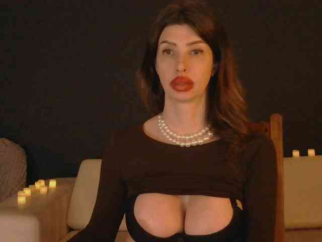 RoxySkyBlue Live Webcam on BongaCams