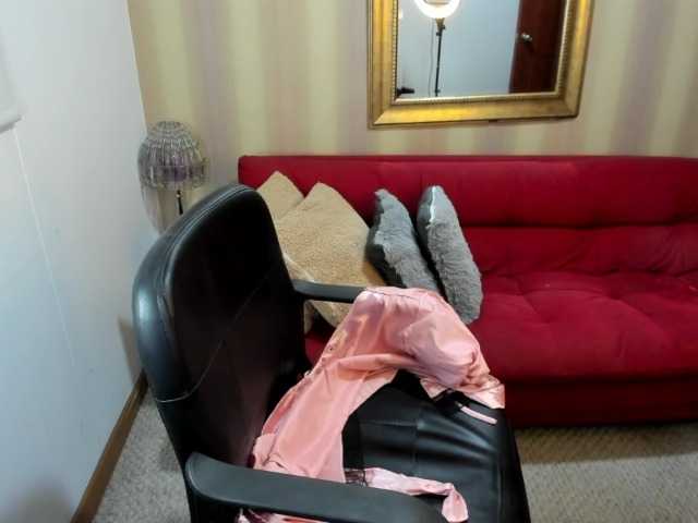 MerryColin live cam profile