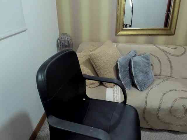 MerryColin webcam