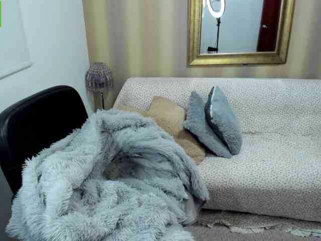 MerryColin webcam