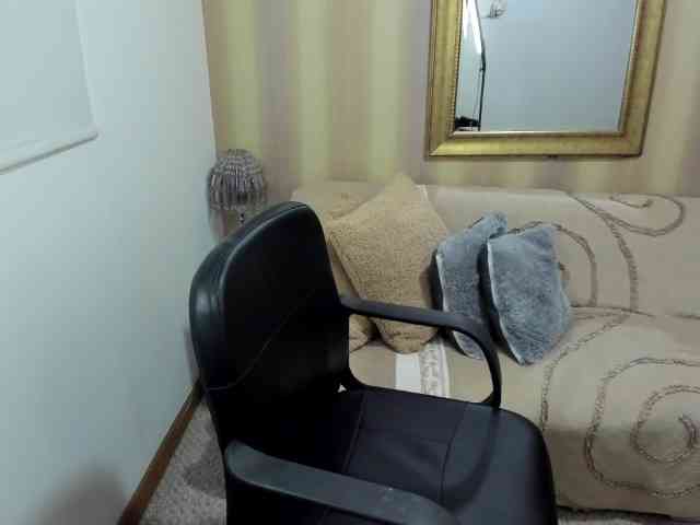 MerryColin webcam