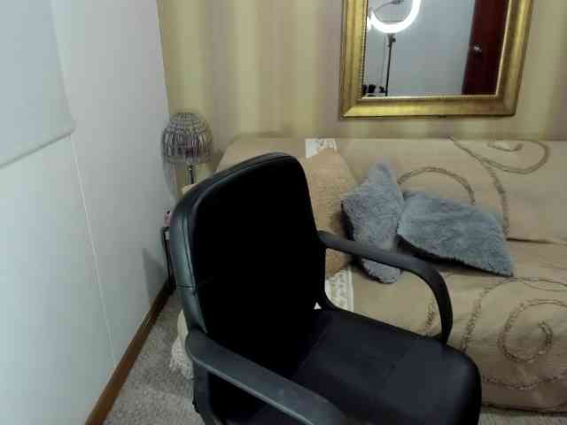 MerryColin webcam