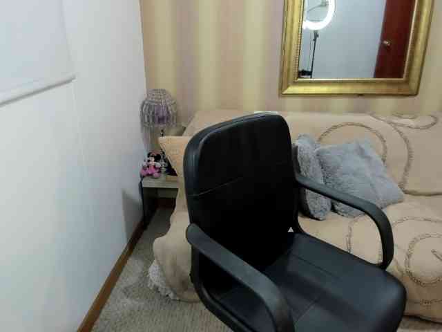 MerryColin webcam