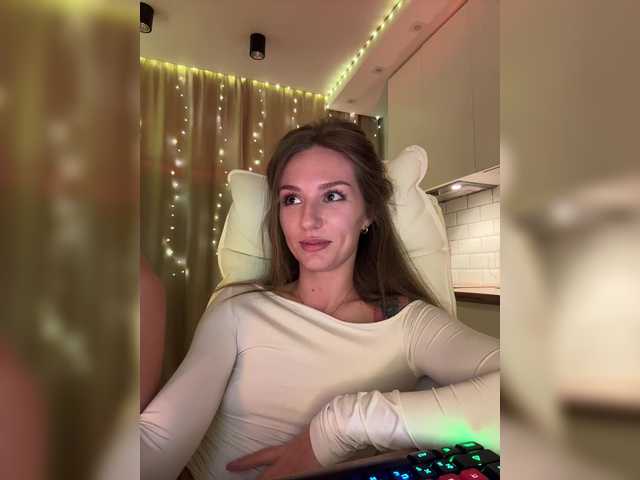 EnlivenLuv's BongaCams show and profile