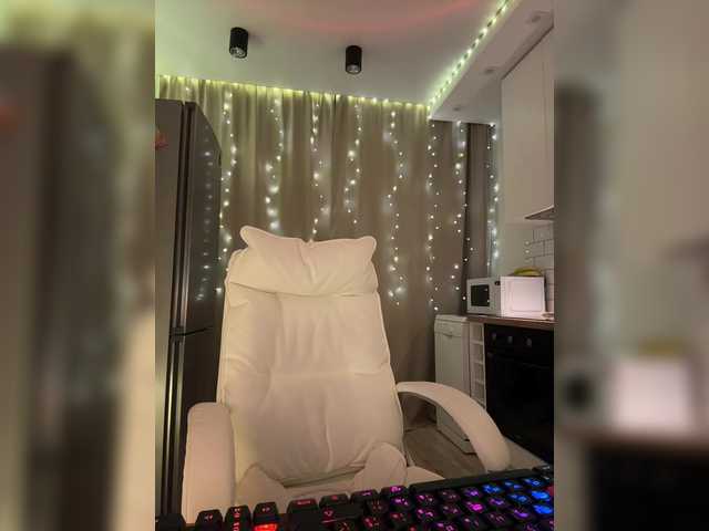 enlivenluv cam belle