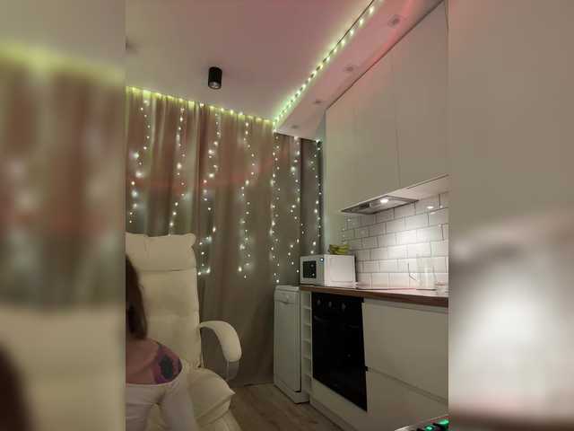 EnlivenLuv's BongaCams show and profile