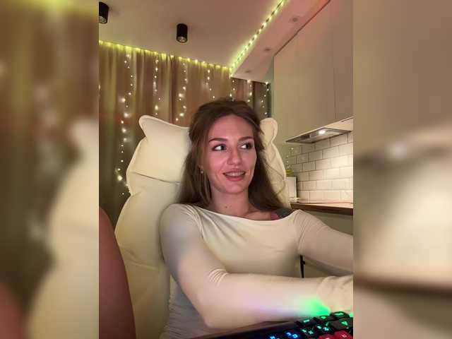 EnlivenLuv's BongaCams show and profile