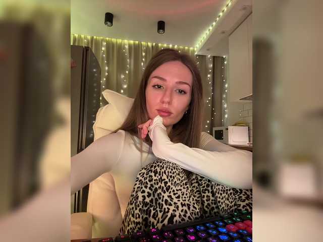 EnlivenLuv's BongaCams show and profile