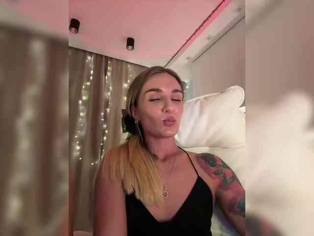 EnlivenLuv webcam