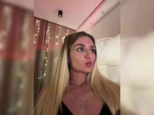 EnlivenLuv webcam