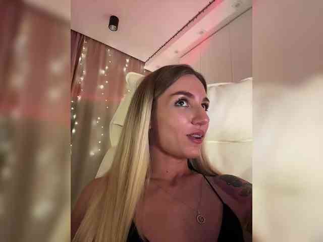 EnlivenLuv webcam