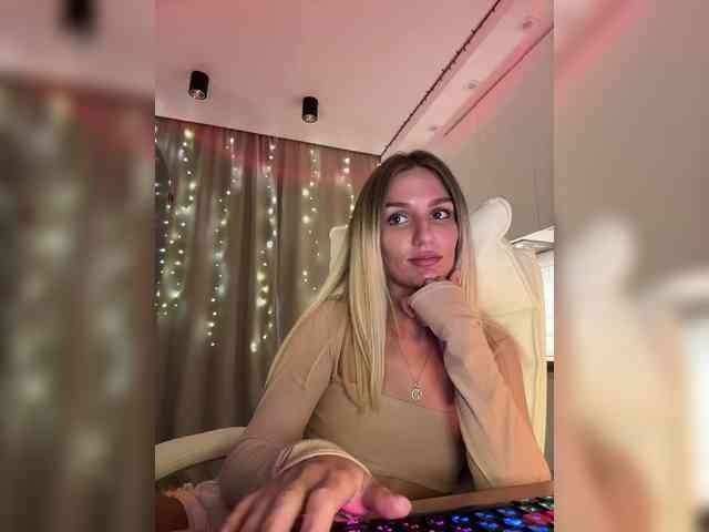 EnlivenLuv webcam