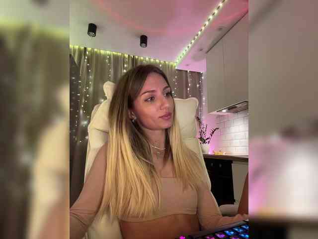 EnlivenLuv webcam