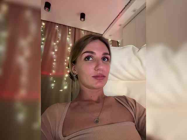 EnlivenLuv webcam