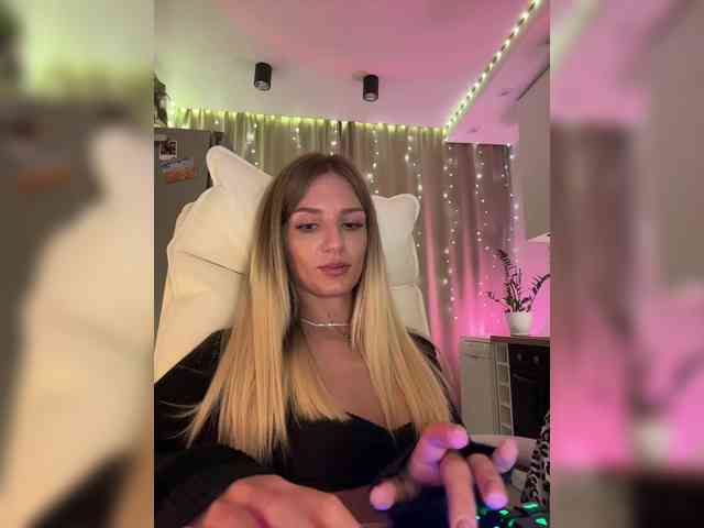 EnlivenLuv webcam