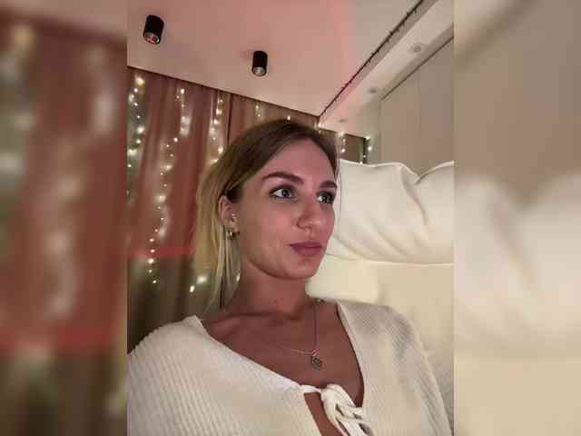 EnlivenLuv webcam