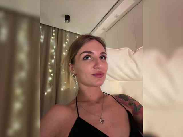 EnlivenLuv webcam
