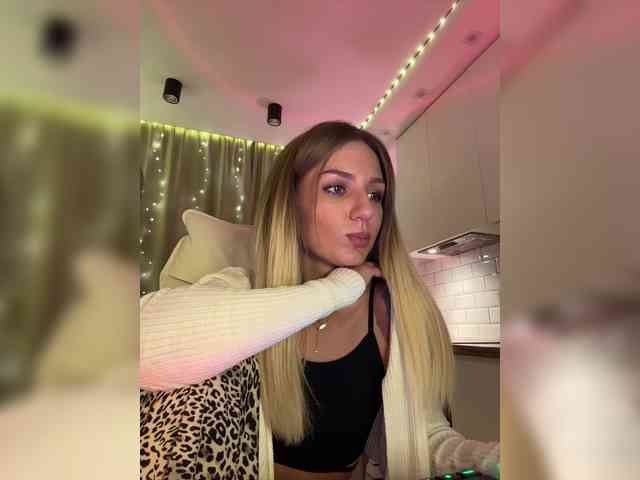 EnlivenLuv webcam
