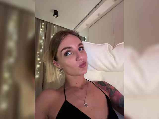 EnlivenLuv webcam