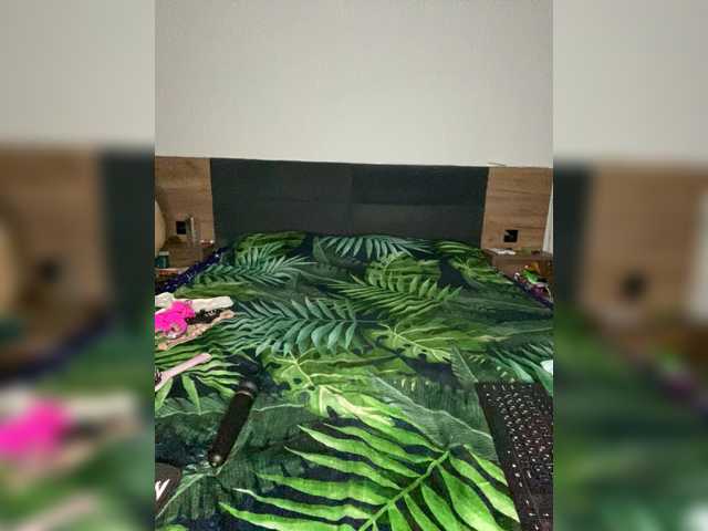 Adel-696's BongaCams show and profile