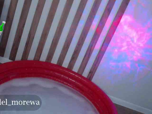 Adel_morewa webcam