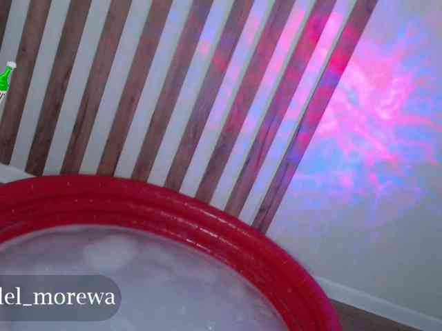 Adel_morewa webcam