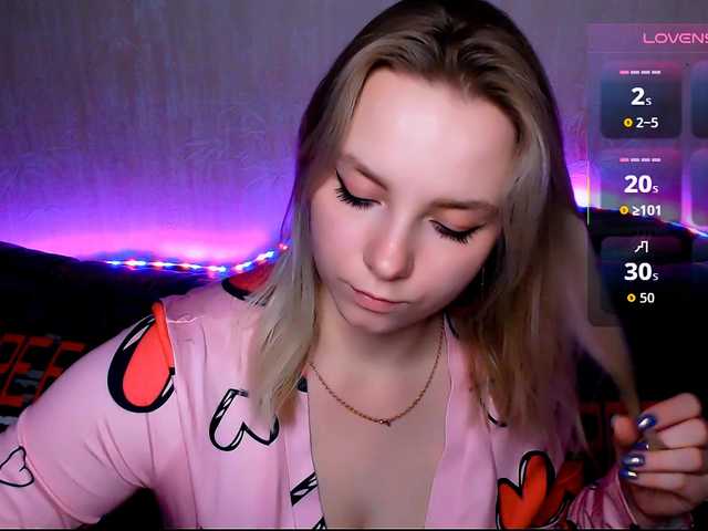 ORNELLAMUTTY's BongaCams show and profile