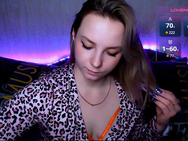 ORNELLAMUTTY's BongaCams show and profile