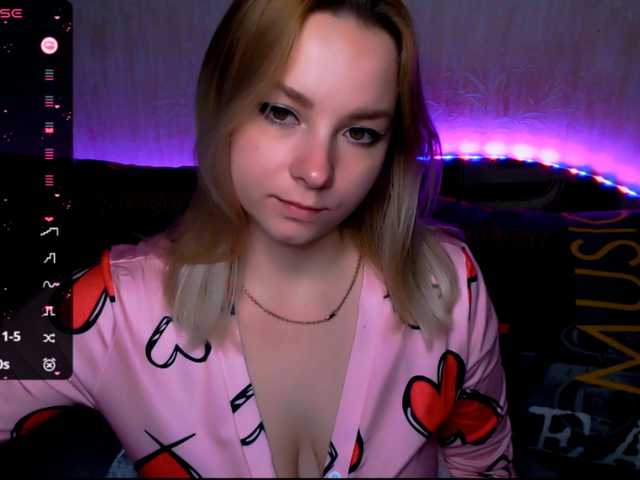 ORNELLAMUTTY's BongaCams show and profile