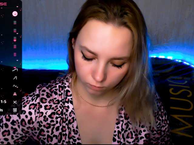 ORNELLAMUTTY's BongaCams show and profile